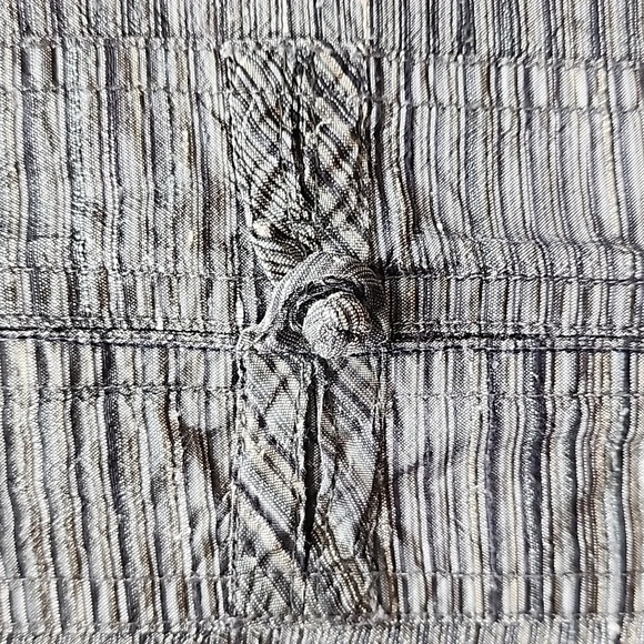 Chico's Design 100% Silk Textured Gray Women's Top Size 2 (12) - Picture 4 of 10